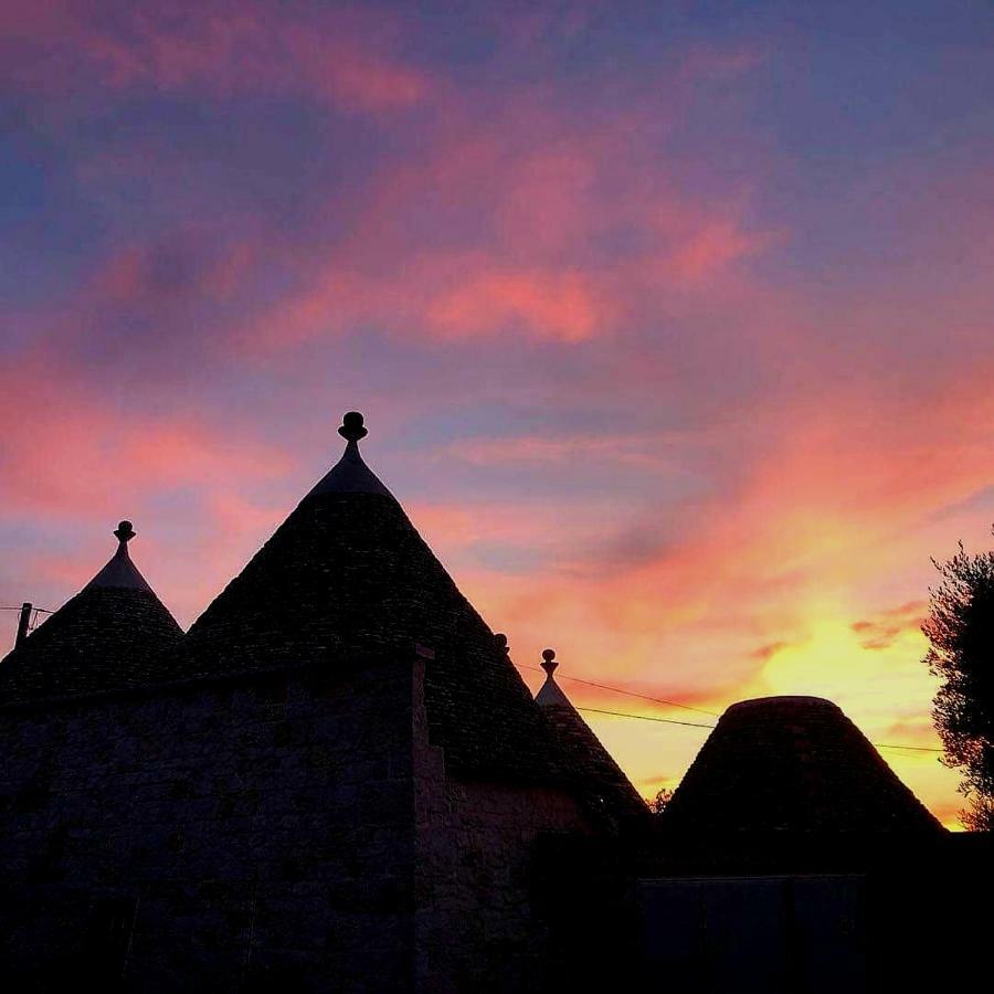 Trulli L'Utopia Di Anny Trulli Anny'S Utopia Locorotondo Exterior foto